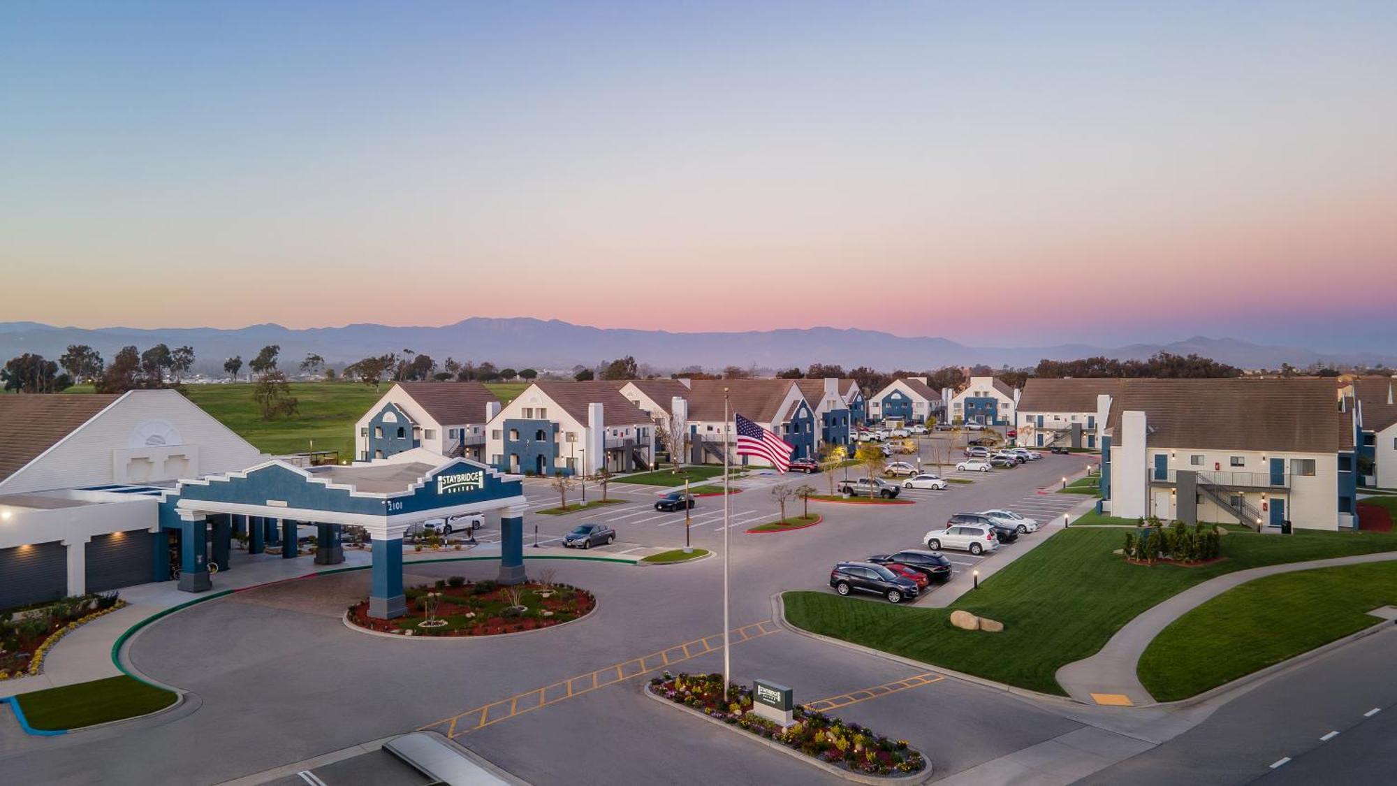 Staybridge Suites Oxnard - River Ridge By Ihg Екстер'єр фото